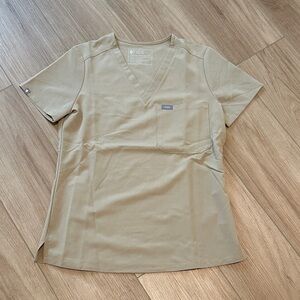 Figs Beige Catarina Scrub Top